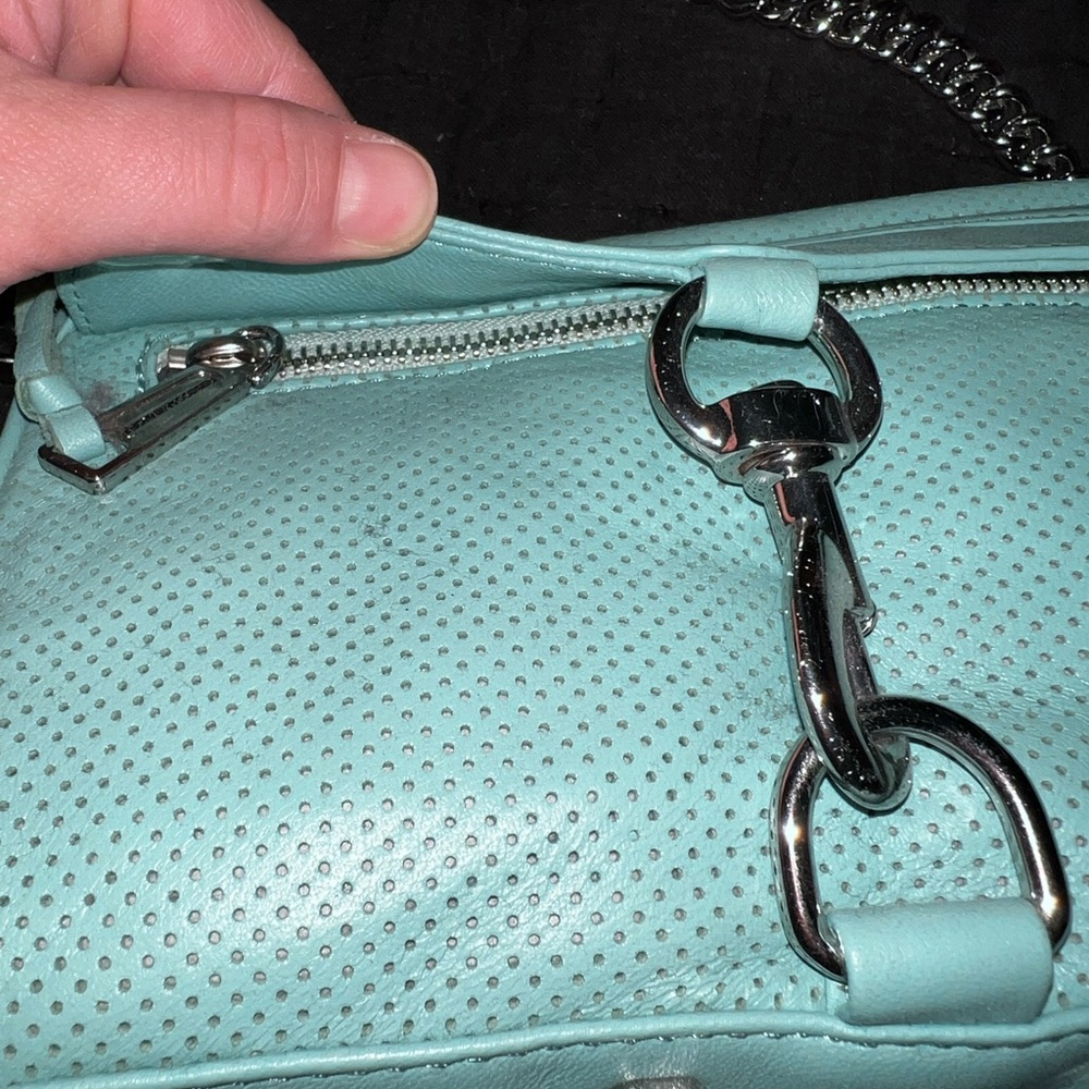 Brand new crossbody, gorgeous detailing. I love her but need the cash more 🤣 - Picture 2 of 6